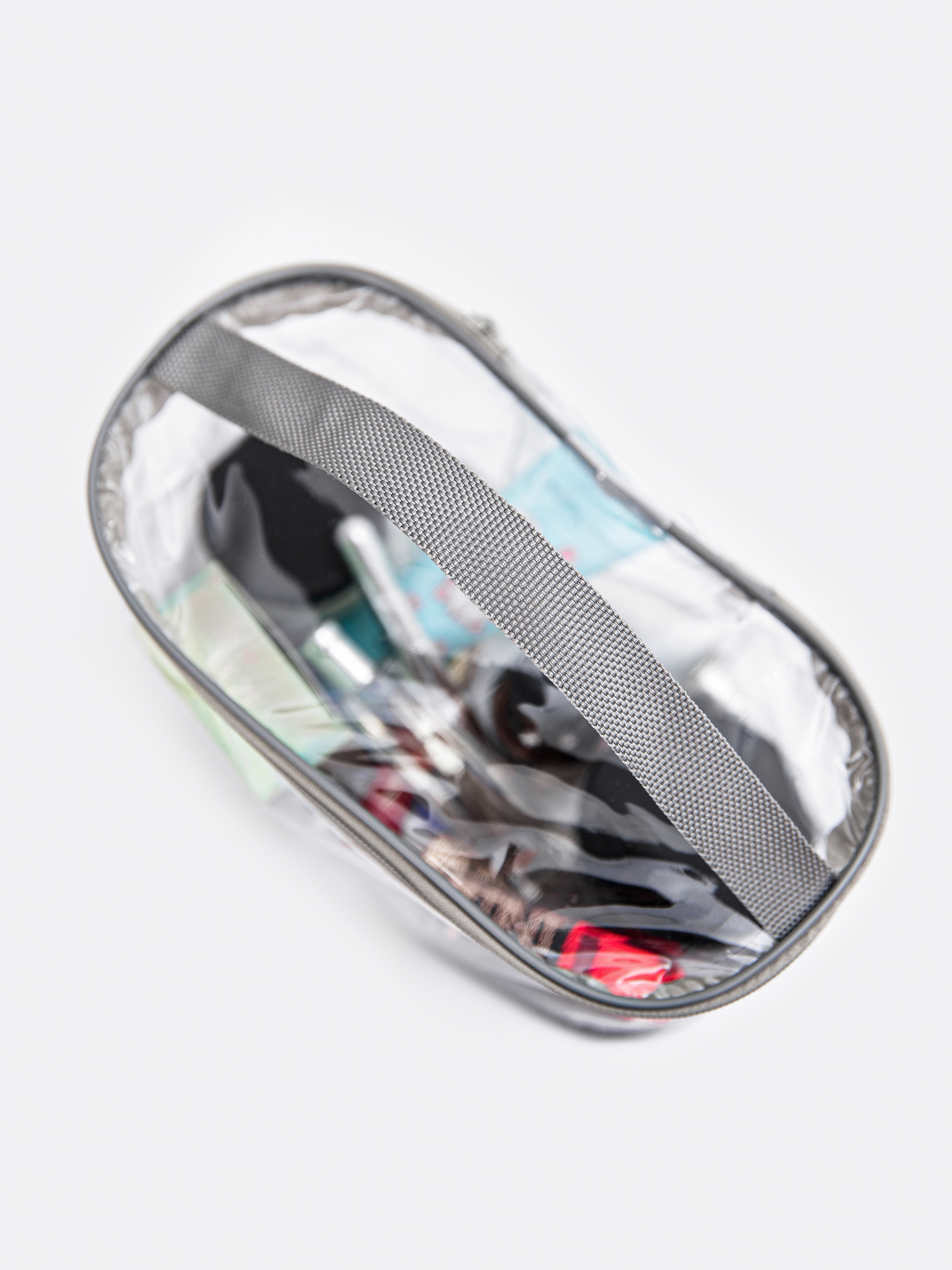 Косметичка вид 5