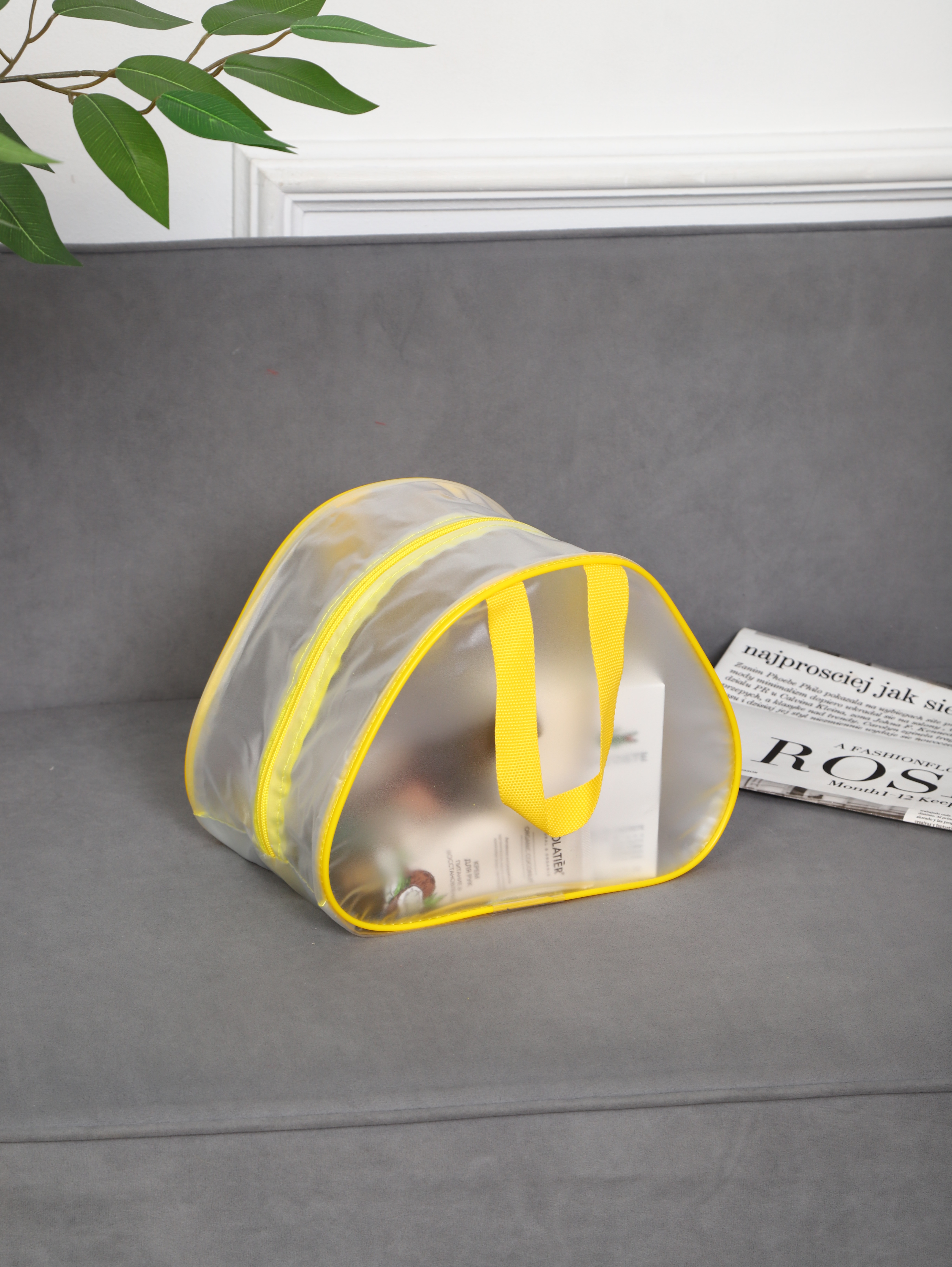 Косметичка вид 3