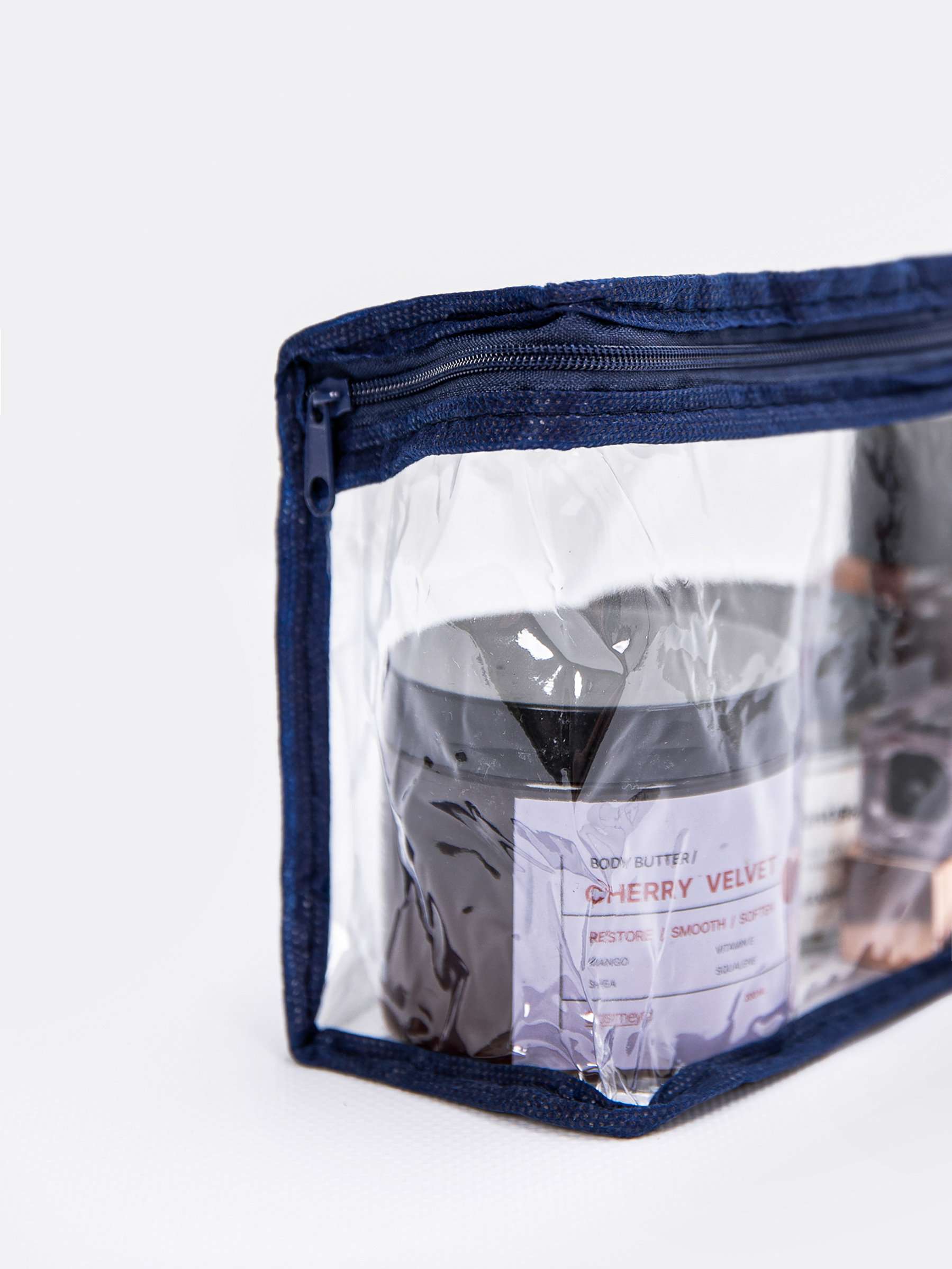 Косметичка вид 1