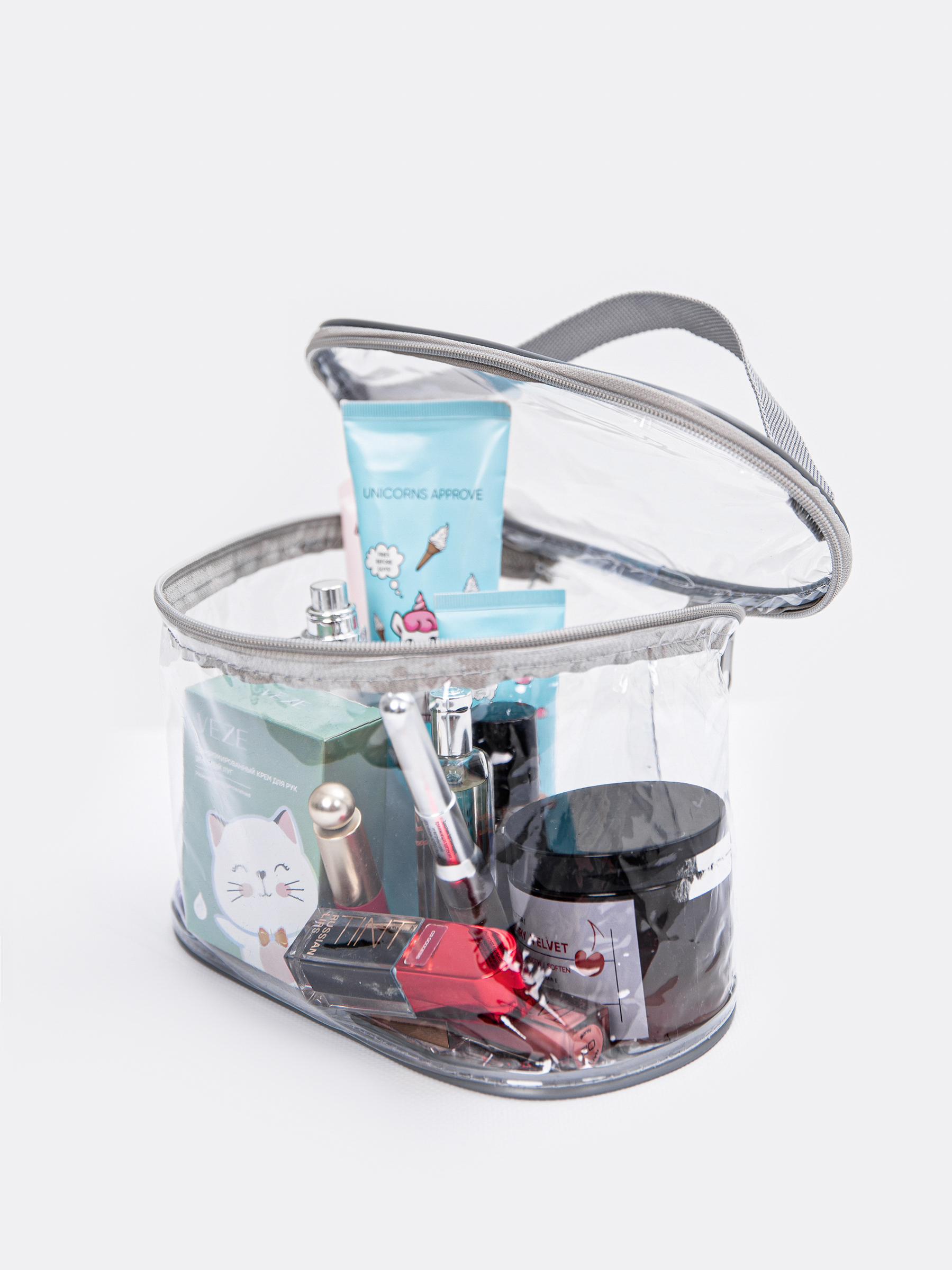 Косметичка вид 5